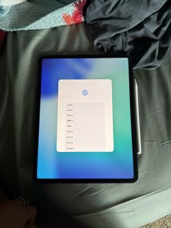 iPad Pro 12.9 inch 128GB cellular UNLOCKED with Apple Pencil