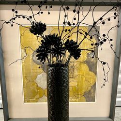 TALL GLOSSY BLACK TABLE VASE 