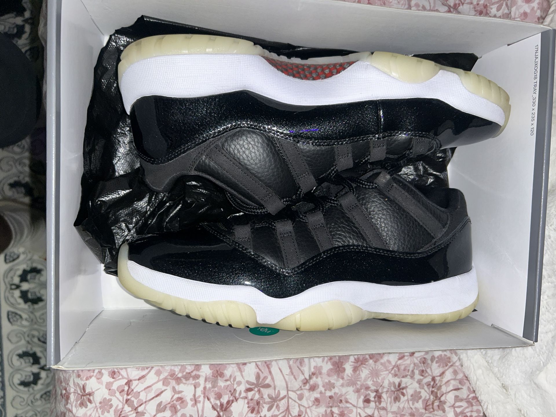 Jordan 11 Low Sz 10.5 