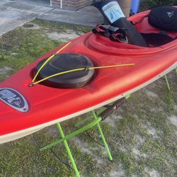 Pelican Kayak With Folding Paddle And Life Jacket