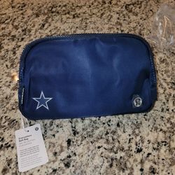 Lululemon Dallas Cowboys Belt Bag Brand New