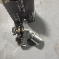 VQ37VHR OEM Thermostat