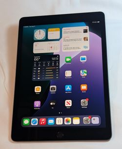 Very Nice APPLE iPad 7 10.2 inch 32GB WIFI iOS18 TABLET