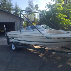  1999/2000 SEARAY  185 Bow Rider  185