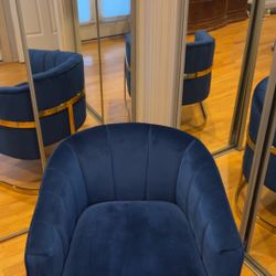NEW Luxury Navy Velvet Accent Chair - $250 