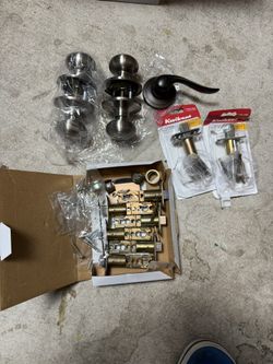 Hartford Satin Nickel Bed/Bath Door Knob Contractor Pack and Other Misc
