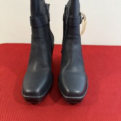 Born Black Leather Hailey Boot (Located in Woonsocket, RI)