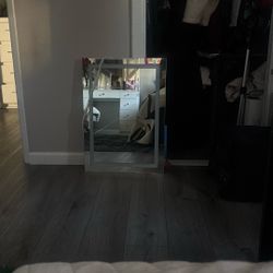 Vanity Mirror 