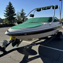2000 Glastron Speed Boat GX185