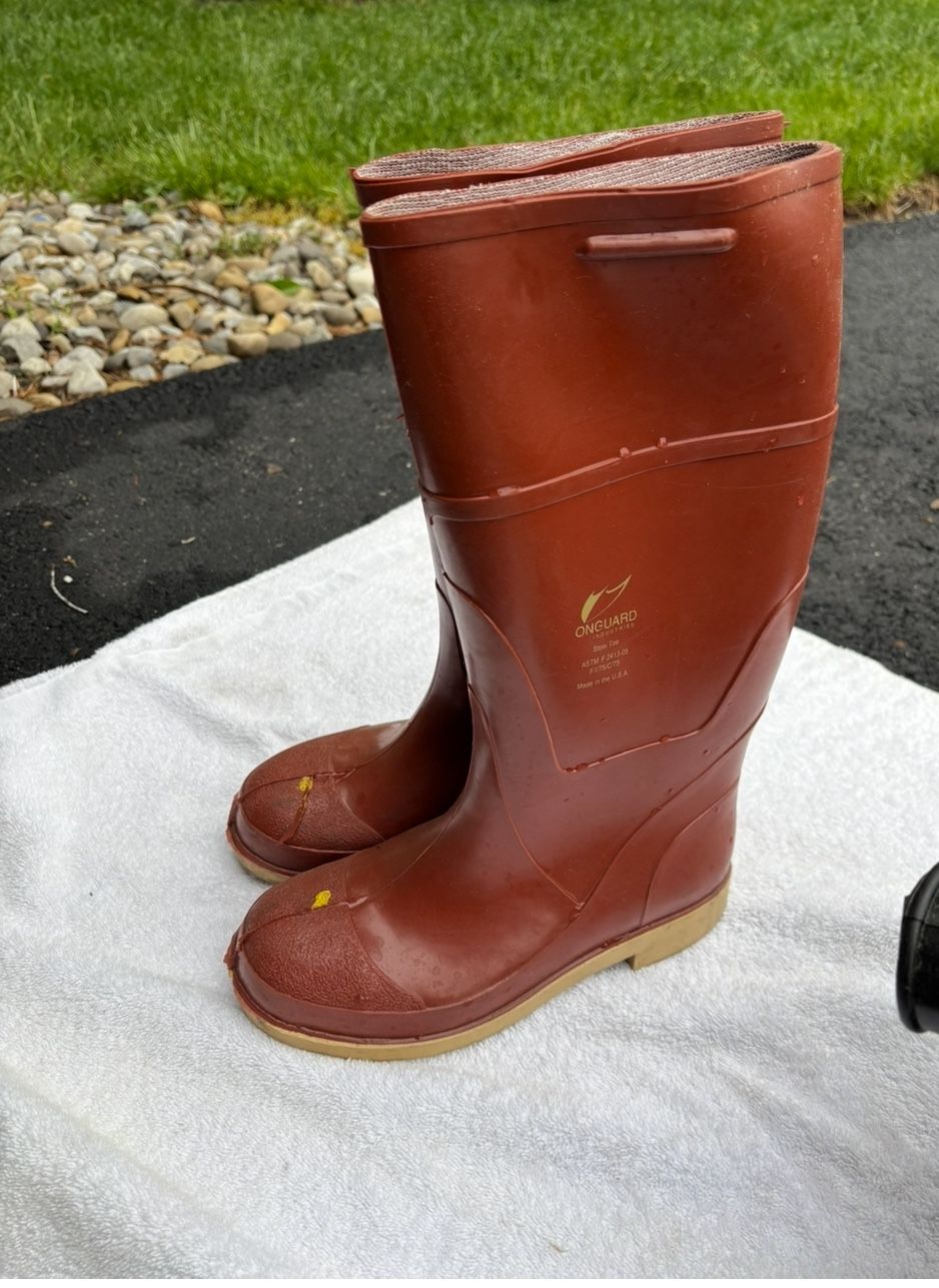 On Guard Steel Toe Work /Rain Boots Women's 6 USA Pre-owned
