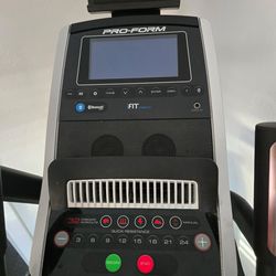 Pro Form Cardio Elliptical Trainer