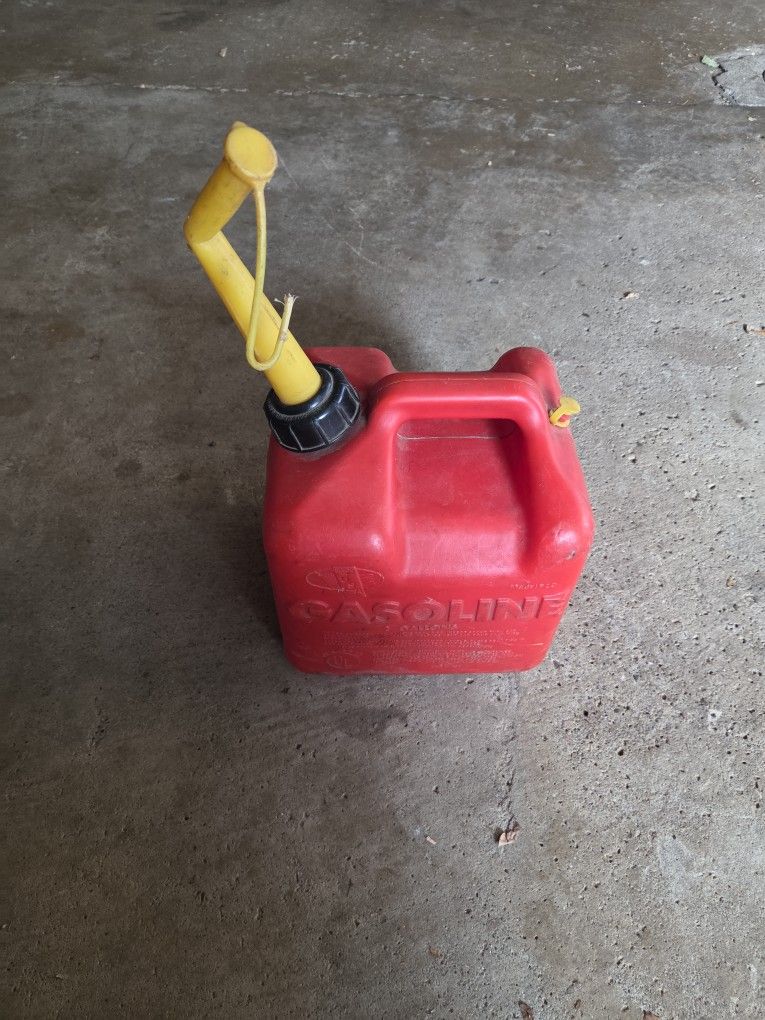 2 Gallon Gas Can