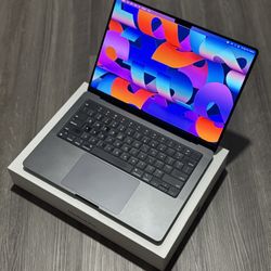 MacBook Pro 14” M3 Pro Space Grey