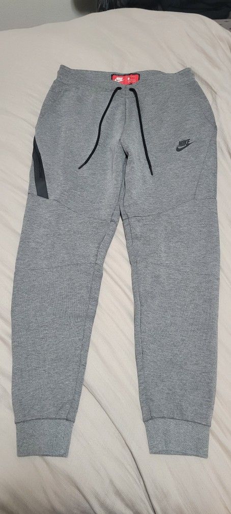 Nike Tech Sweats