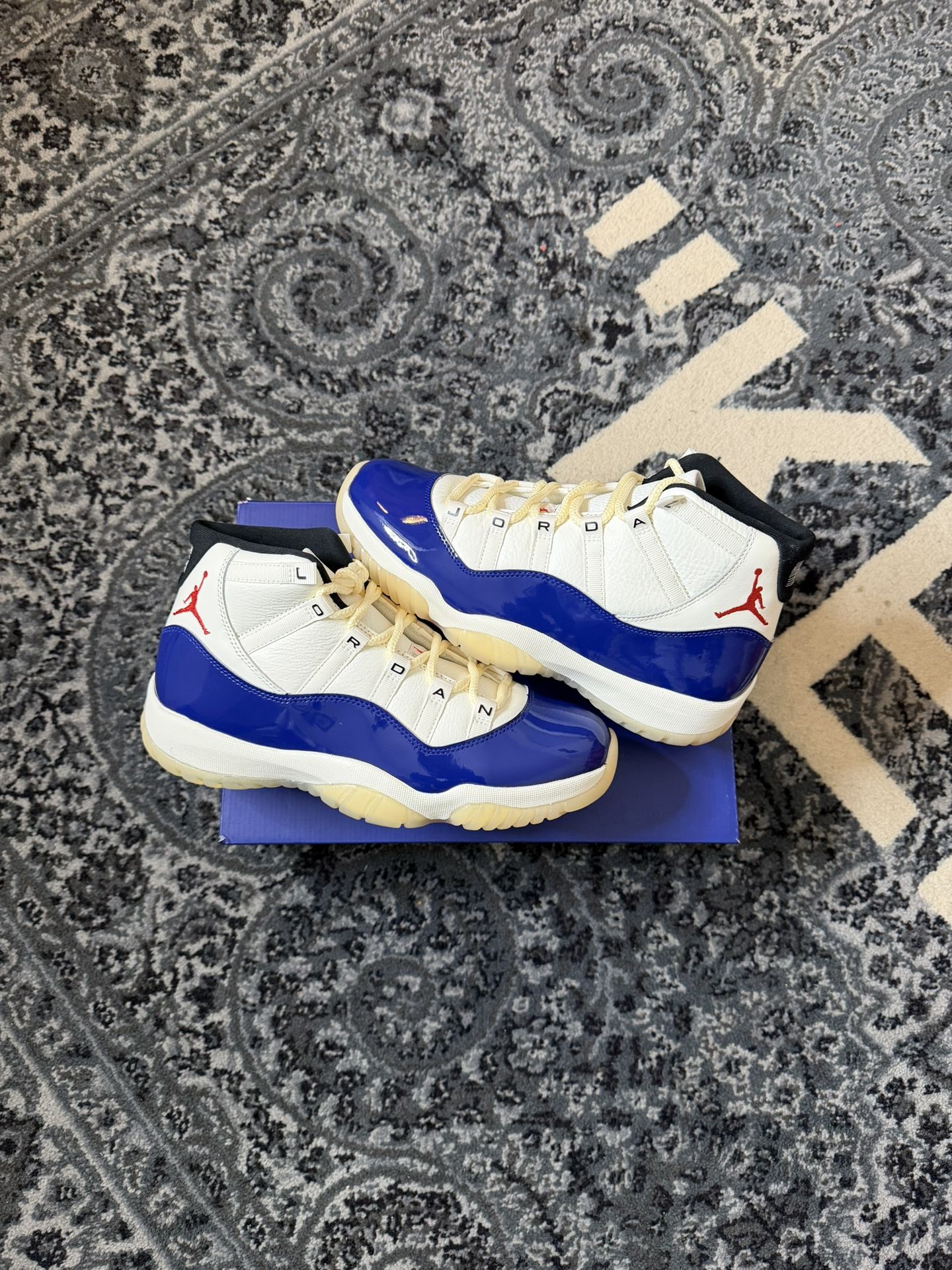 Air Jordan 11 ‘Rare Air’ Sz 9