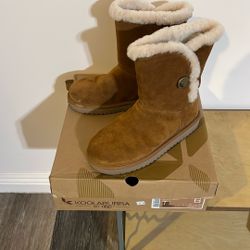 Kookaburra By UGG