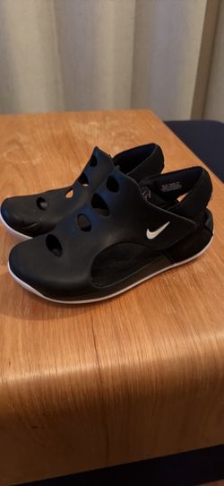 Nike 3Y Sandals