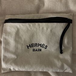 Hermès toiletry bag