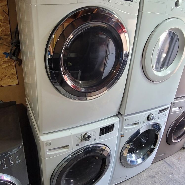 Kenmore Front Loading Washer And Stackable Electric 220volt Dryer 