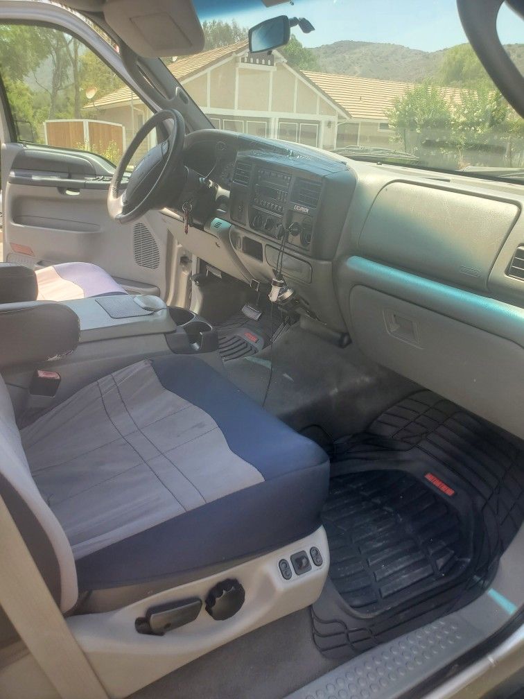 2005 Ford Excursion