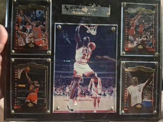 Mj plaque