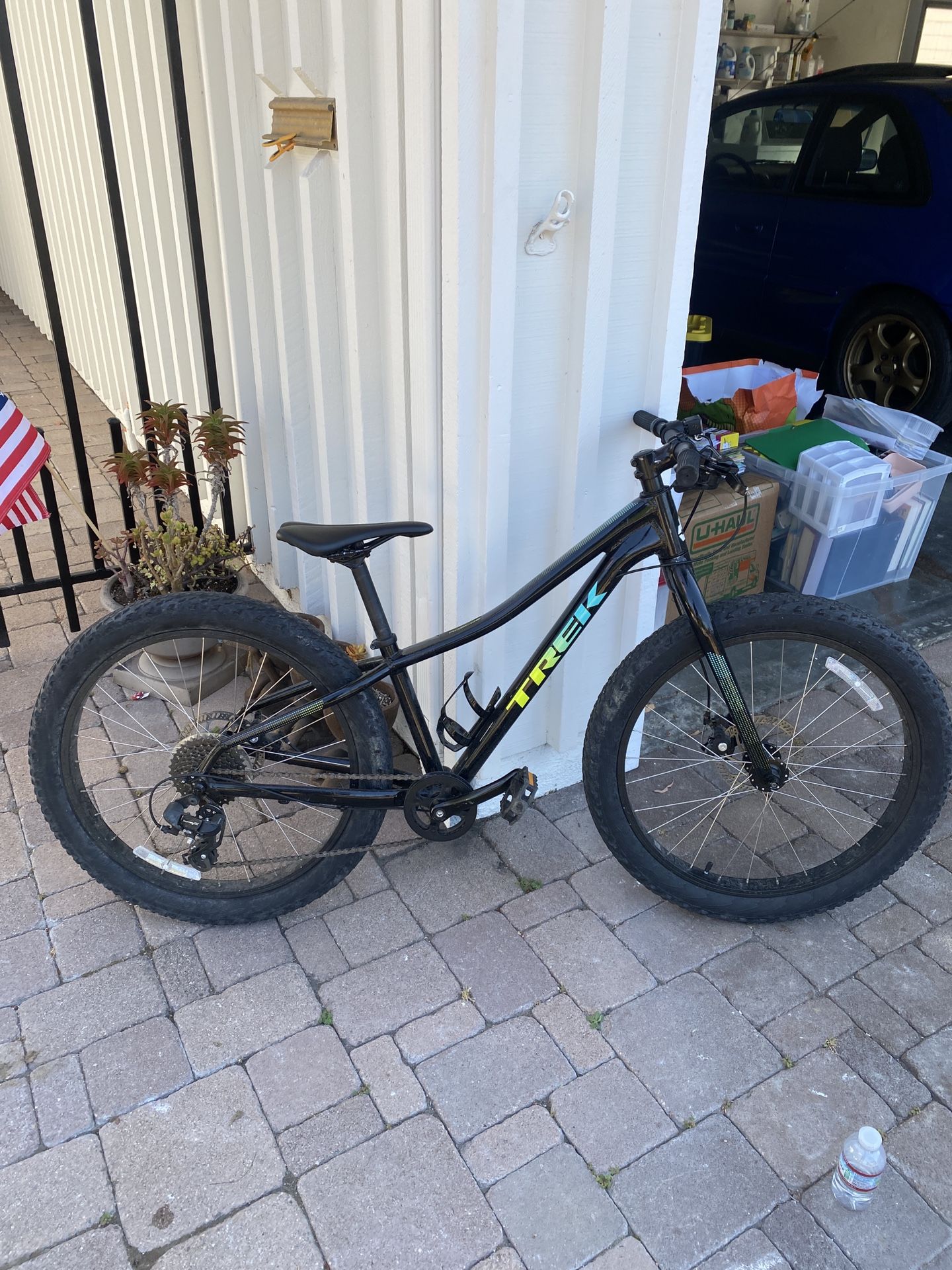 Trek Roscoe 24 Youth MTB Kids Bike for Sale in Laguna Hills, CA - OfferUp