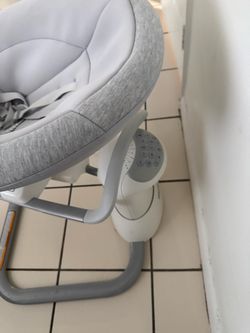 Graco baby swing