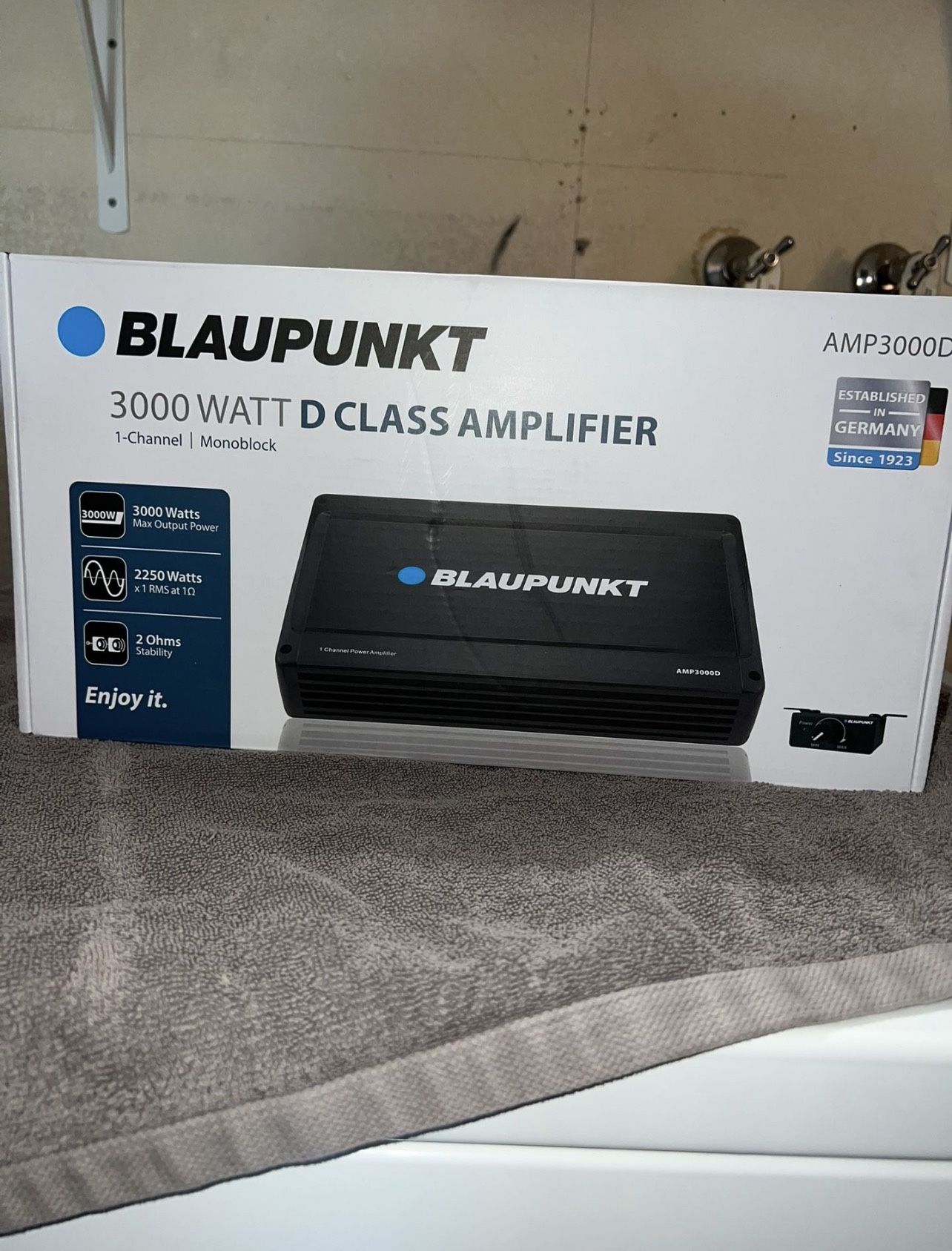 Blaupunkt 3000 Watt Class D Monoblock Amp