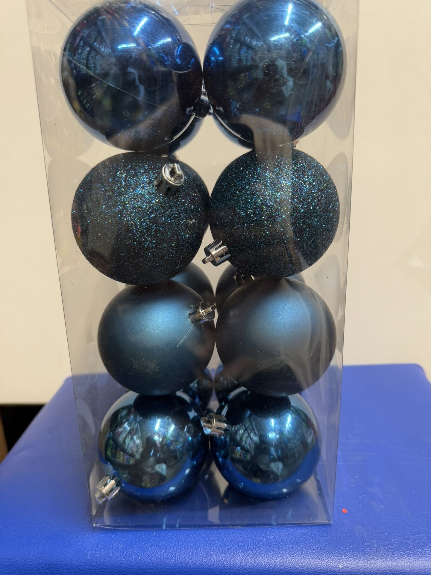 Christmas Ornament Set 6pc!! NEW!!