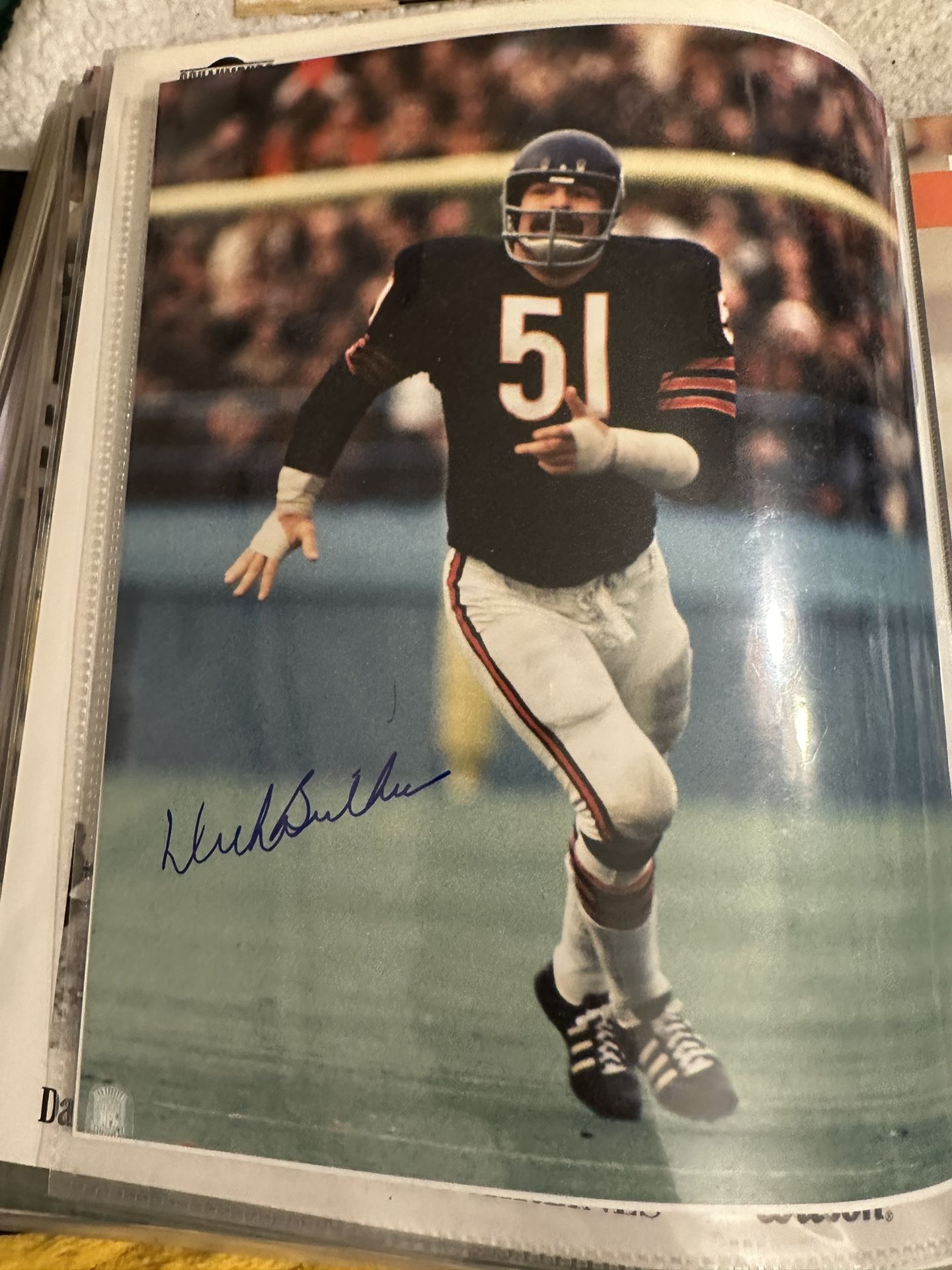 DICK BUTKUS SIGNED 8x10