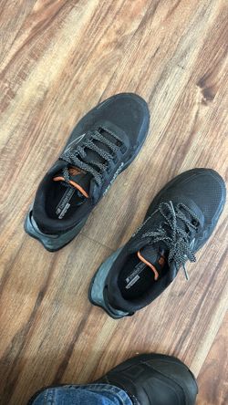 Composite toe shoe