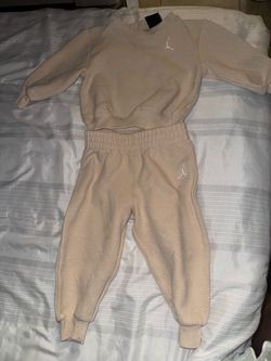 Slightly used Jordan boys set