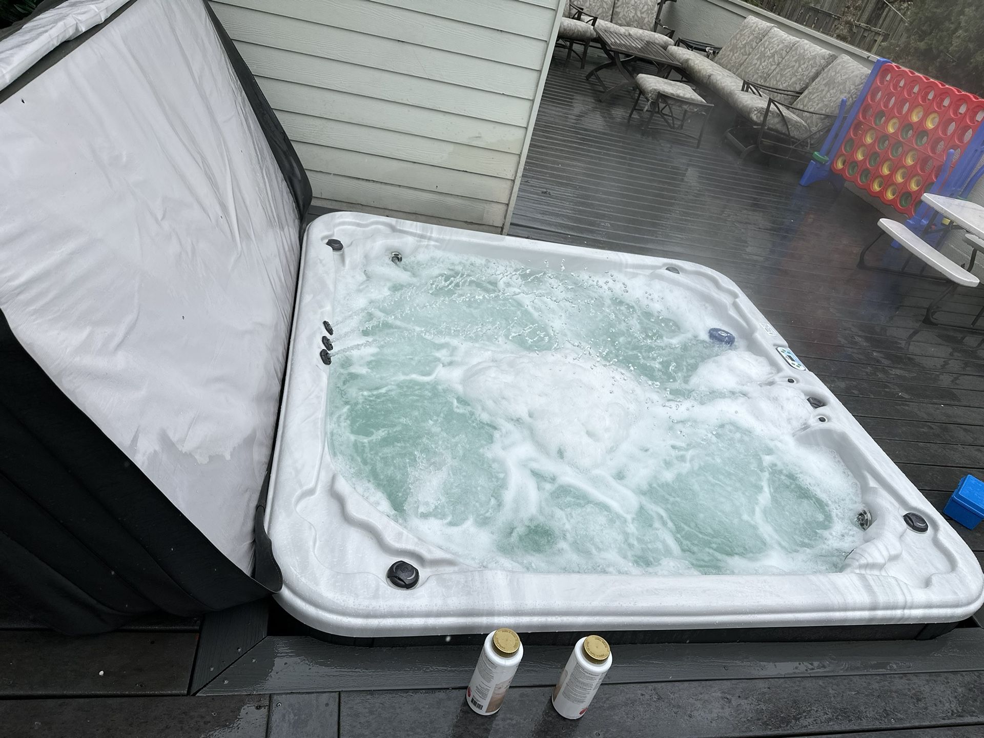 Hot Tub Like New 