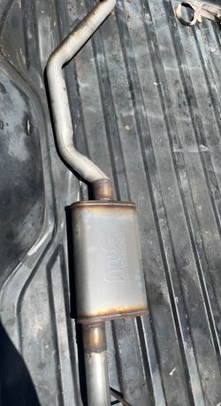 Magna Flow Muffler With Straight Pipe 