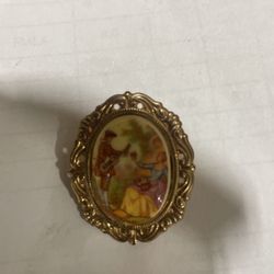 Small Brooch Victorian Courting Couple