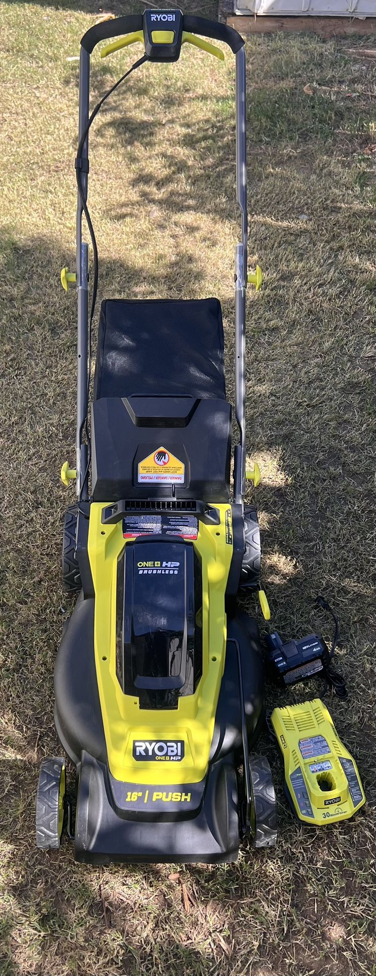 RYOBI ONE+ HP 18V Brushless 16 in. Cordless Battery Walk Behind Push Lawn Mower with1-4.0ah Battery And Charger
