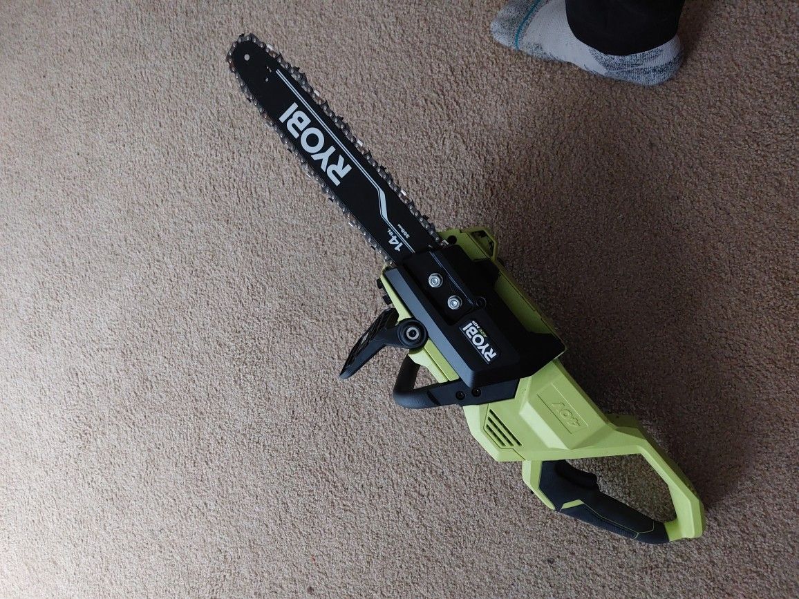 RYOBI Electric Chainsaw