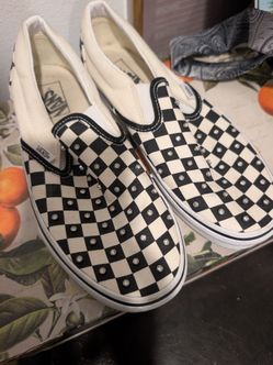 Round Rhinestone Slip On Black/White Checkered VANS