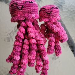 Crocheted mama and baby pink tones octopi