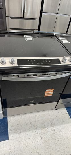 💥Great Save💥 Whirlpool 4.8 cu. ft. 4 Burner Element Single Oven Electric Range in Stainless Steel