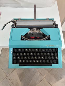 Omega 30 typewriter