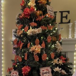 ASL Happy thanksgiving Hanging Ornaments