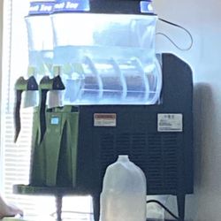 Margarita Machine - Bunn Double 3 Gallon Slushy Machine
