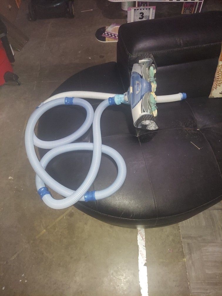 Pool Vaccum 