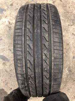 One tire 215 50 17