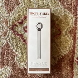 Trophy Skin BrightenMD: Multi-Function Eye, Neck, and Face tool