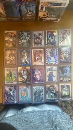 20 Football Card Bundle - FS/ FT - make offers or take all for $40
