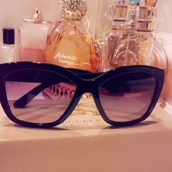 New Women Burberry Sunglases Authentic 