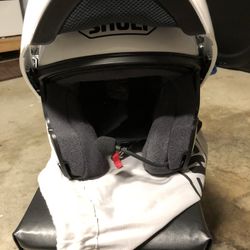 almost new shoei neotec helmet (size small)