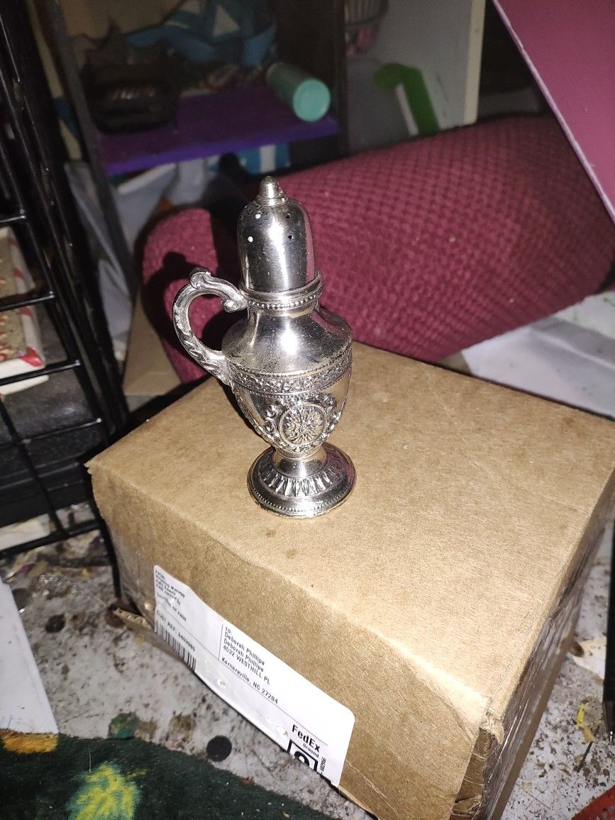 Vintage Salt Or Pepper Shaker